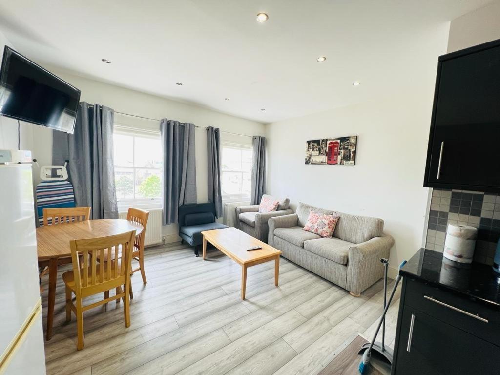 Entire New Flat With View To River Yare, H7 Apartment Great Yarmouth Exterior photo