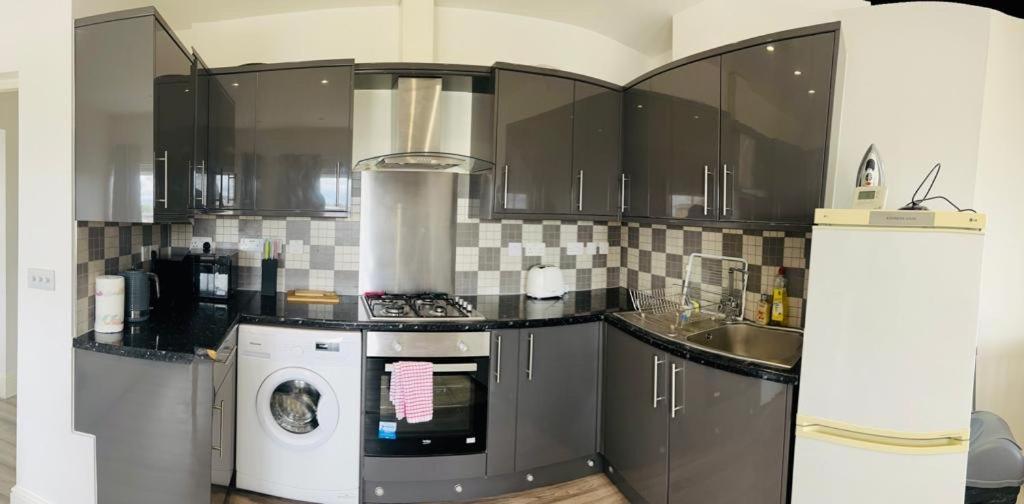 Entire New Flat With View To River Yare, H7 Apartment Great Yarmouth Exterior photo